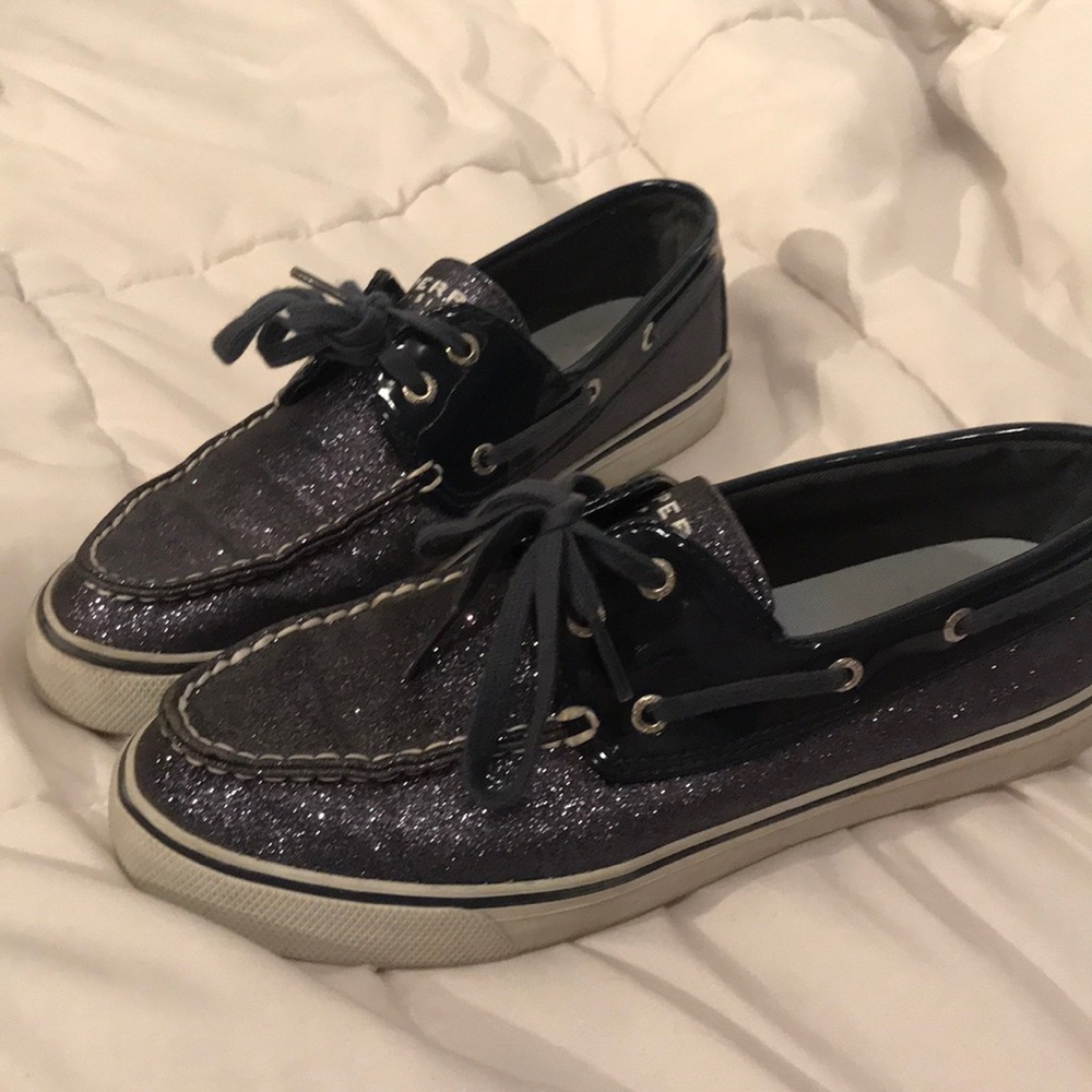 Women’s sperry shoes